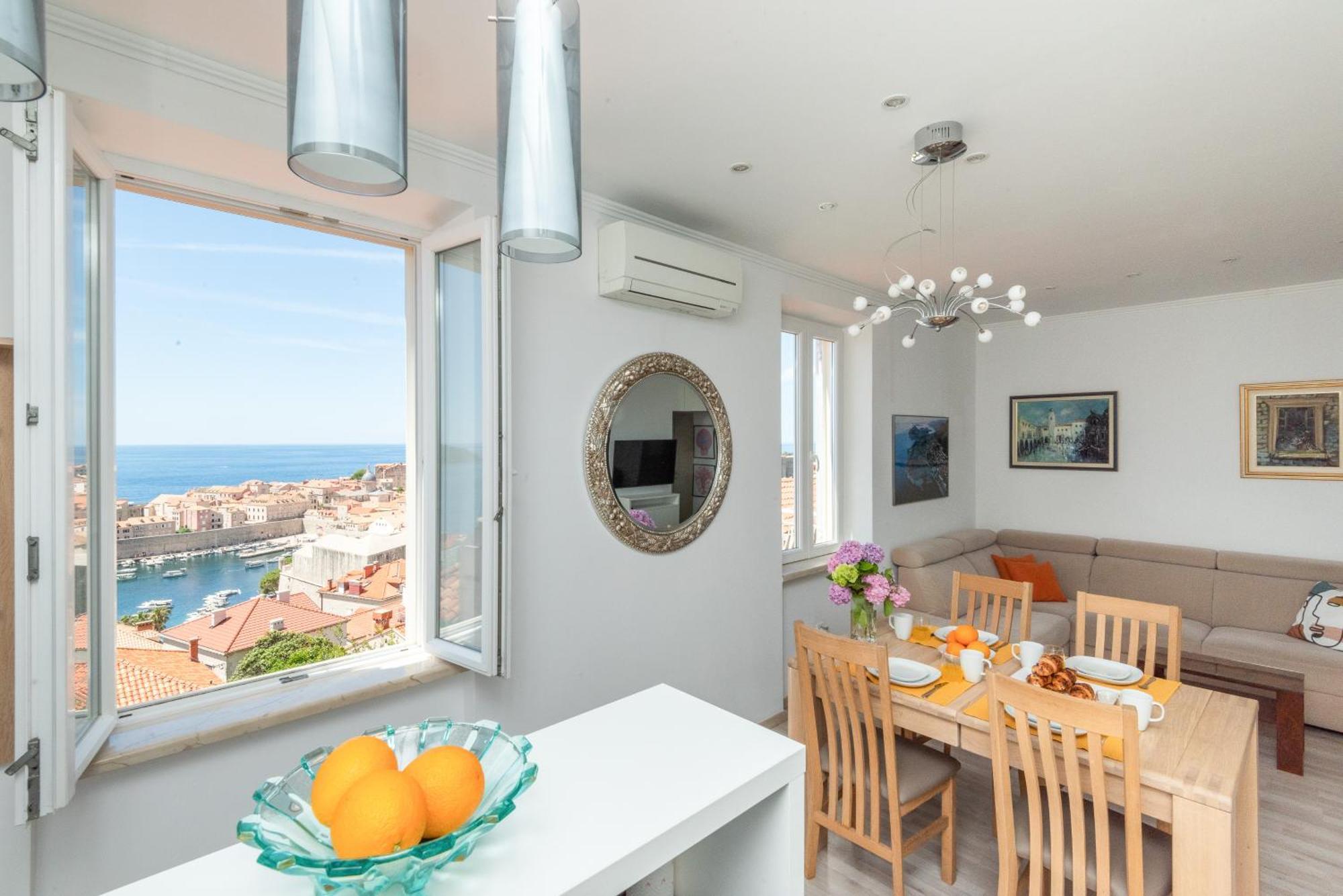 Astelas Guest house 4*